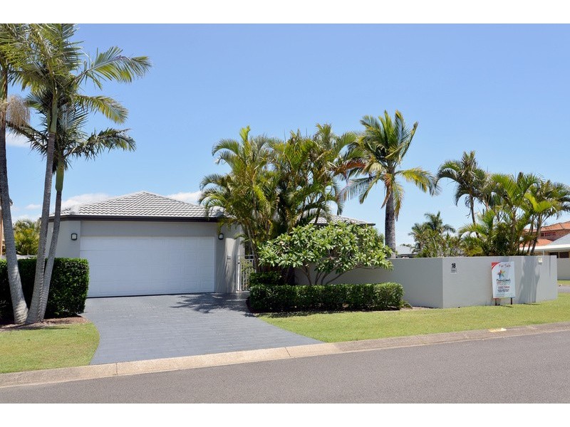 18 Cayman Drive, Clear Island Waters QLD 4226