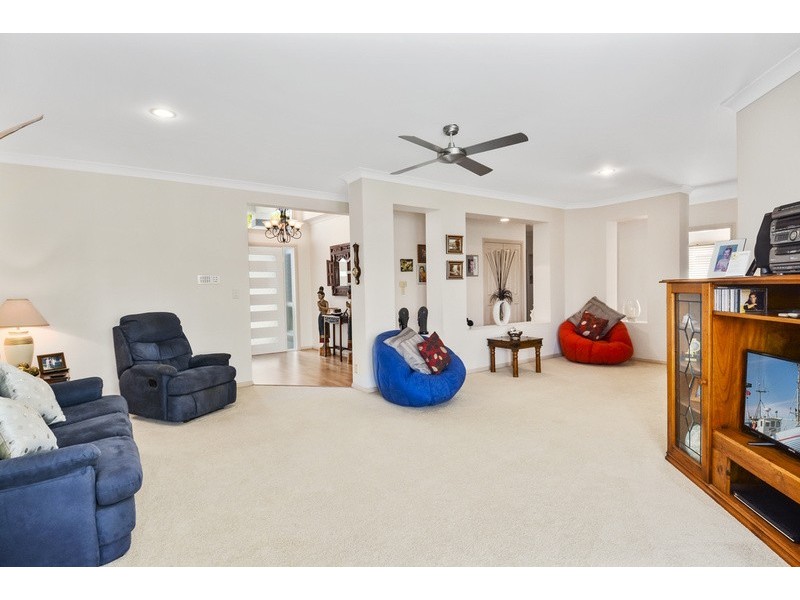 18 Cayman Drive, Clear Island Waters QLD 4226