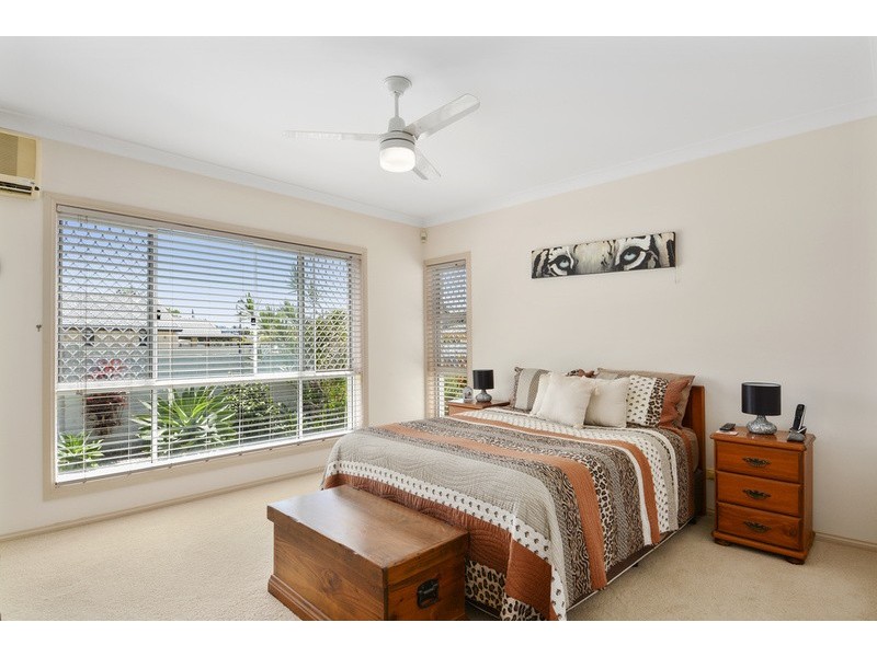 18 Cayman Drive, Clear Island Waters QLD 4226