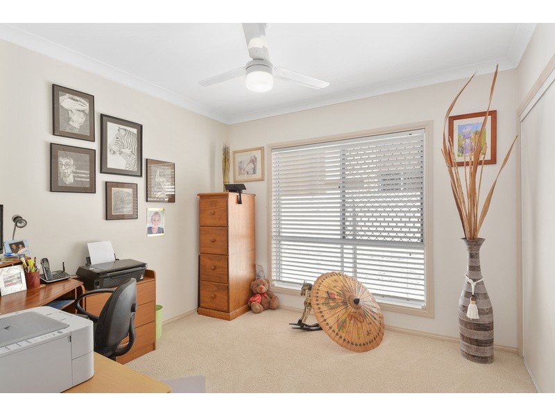 18 Cayman Drive, Clear Island Waters QLD 4226