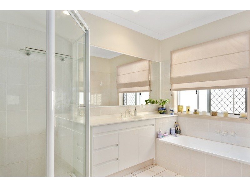 18 Cayman Drive, Clear Island Waters QLD 4226