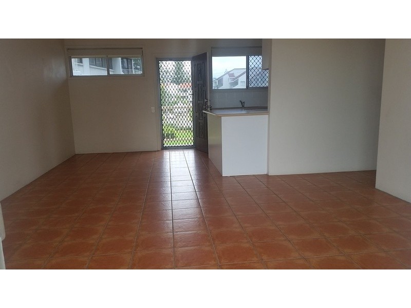 48 Old Burleigh Road, Surfers Paradise QLD 4217