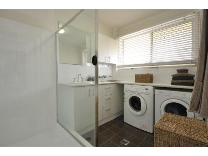 48 Old Burleigh Road, Surfers Paradise QLD 4217