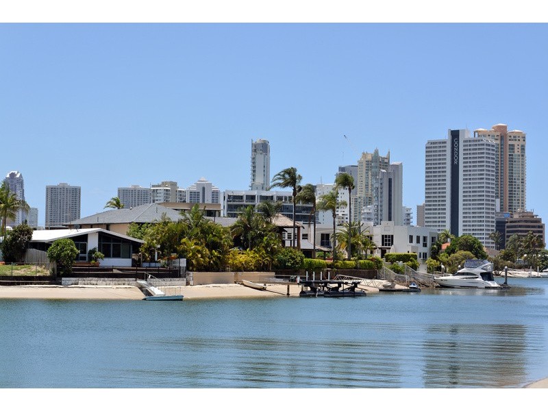 5 Watson Esplanade, Surfers Paradise QLD 4217