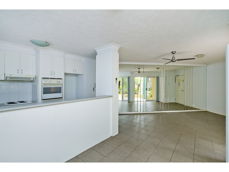 Cascade Gardens/19 Monte Carlo Avenue, Surfers Paradise QLD 4217