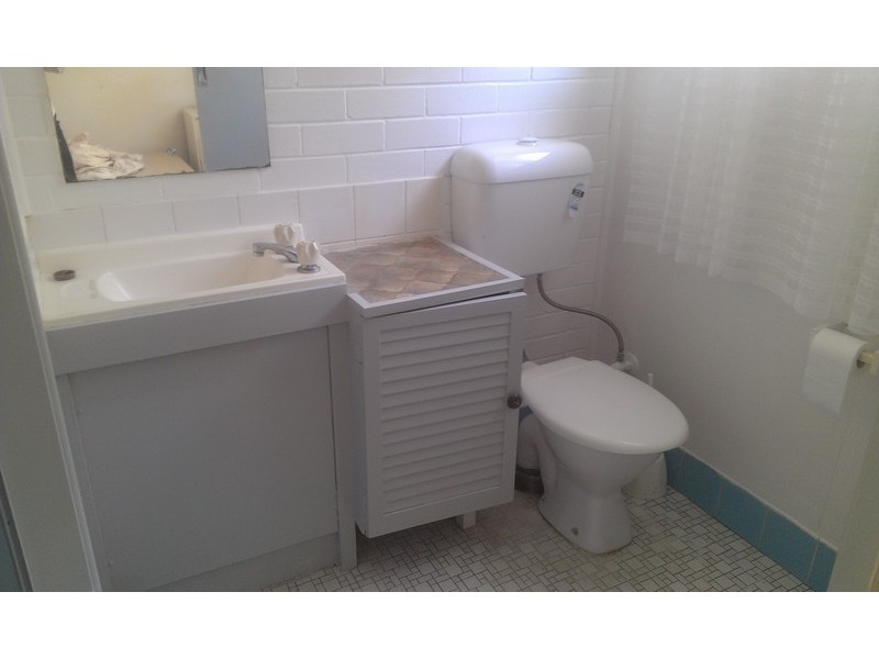 4/16 Sunrise Boulevard, Surfers Paradise QLD 4217