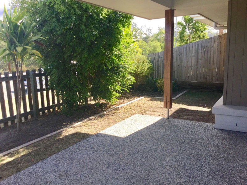 17 Damian Leeding Way, Upper Coomera QLD 4209