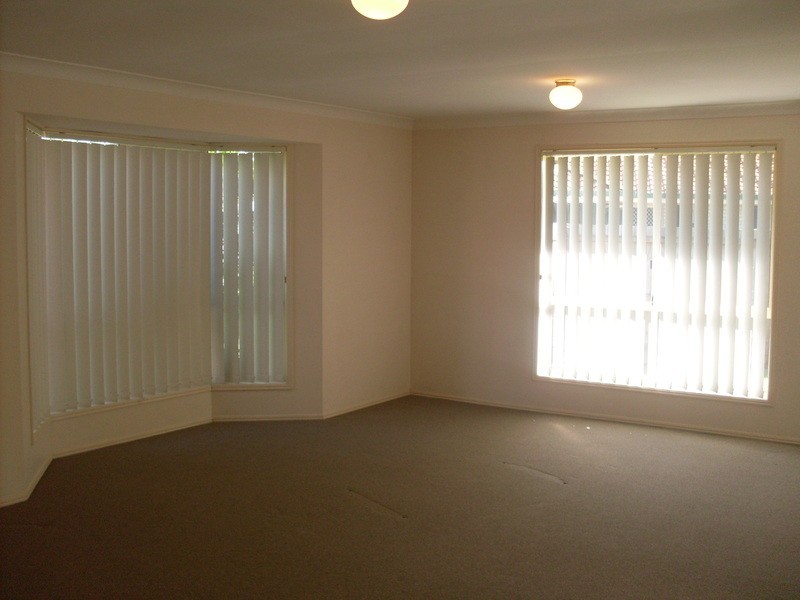 44 Fairview Court, Arundel QLD 4214