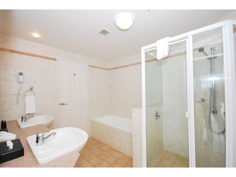 Sun City /3400 Surfers Paradise Boulevard, Surfers Paradise QLD 4217