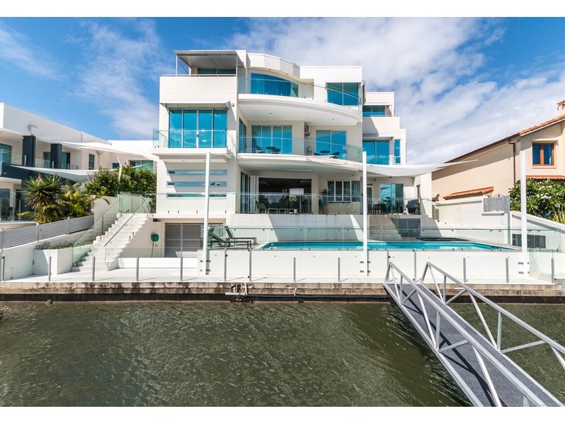 67 Commodore Drive, Surfers Paradise QLD 4217