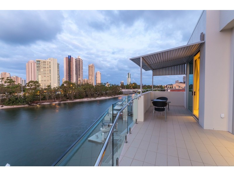 67 Commodore Drive, Surfers Paradise QLD 4217