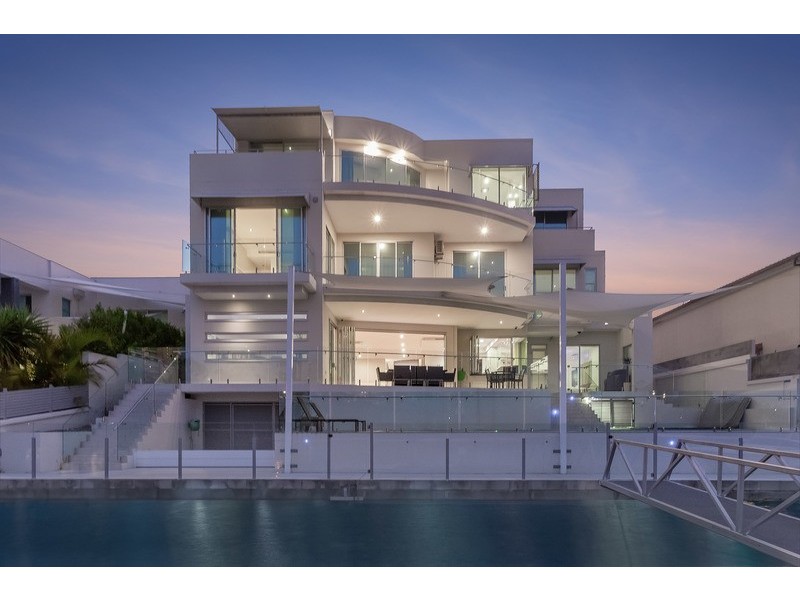 67 Commodore Drive, Surfers Paradise QLD 4217