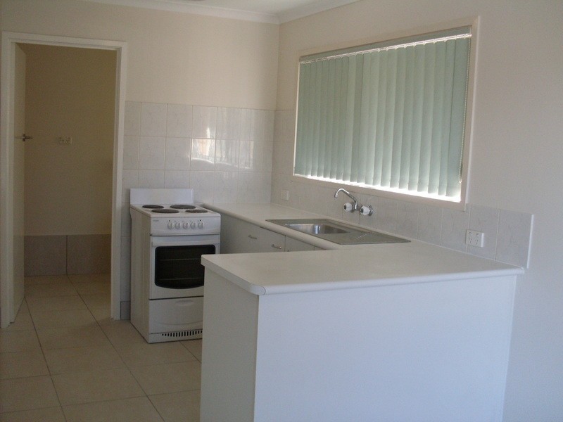 17 Allawah Street, Sorrento QLD 4217