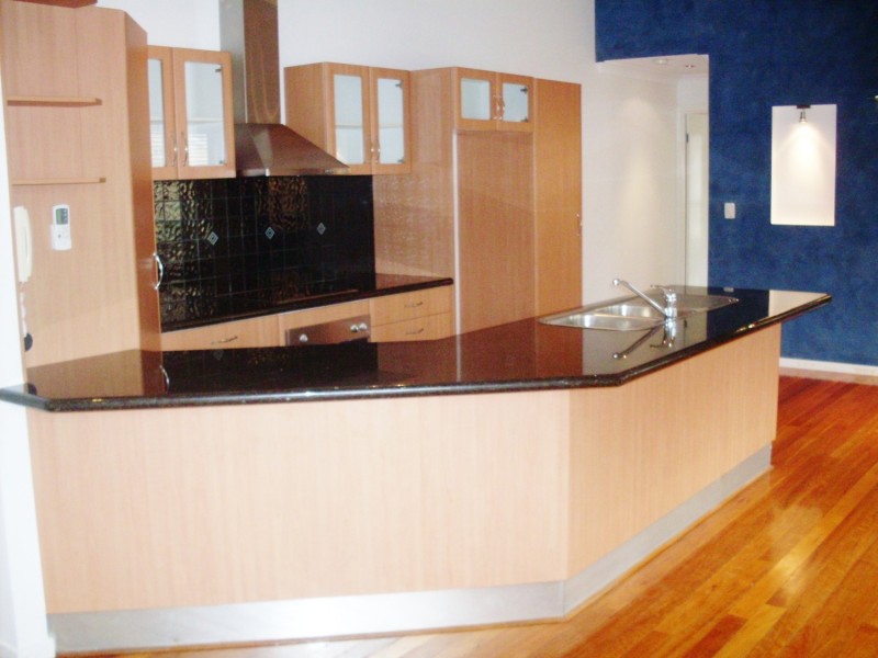 2/51 Dolphin Avenue, Mermaid Beach QLD 4218