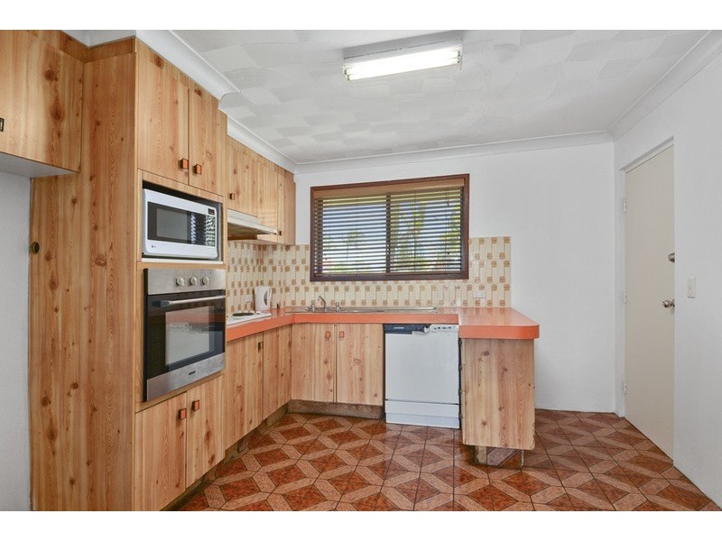 22 Markwell Avenue, Surfers Paradise QLD 4217