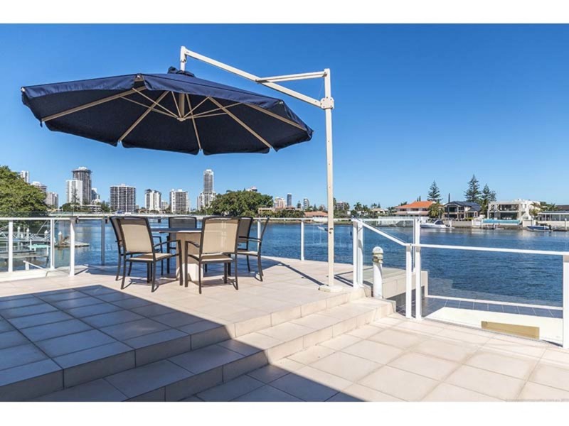 33 Paradise Island, Surfers Paradise QLD 4217