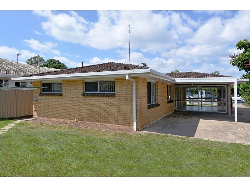 17 Allawah Street, Sorrento QLD 4217