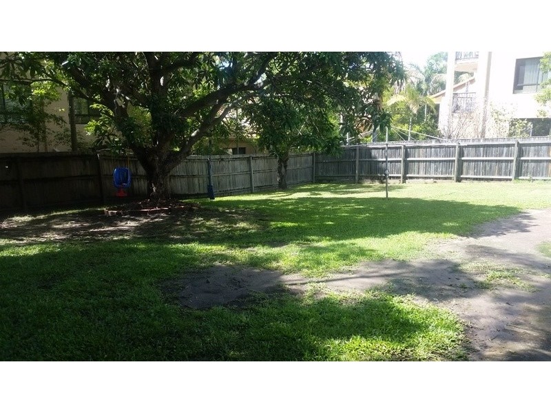 13 Gillian Lane, Southport QLD 4215