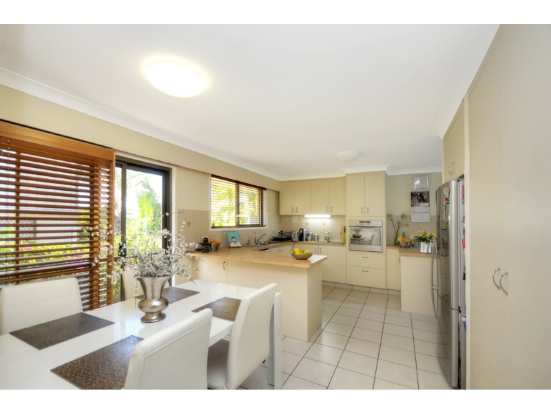 26 Lavinia Street, Southport QLD 4215