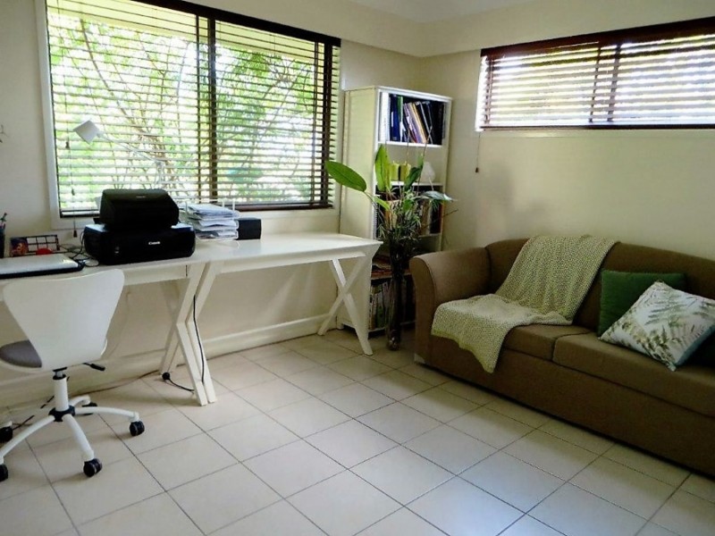 26 Lavinia Street, Southport QLD 4215