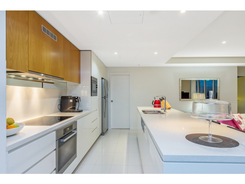 ‘Hilton’/3113 Surfers Paradise Boulevard, Surfers Paradise QLD 4217