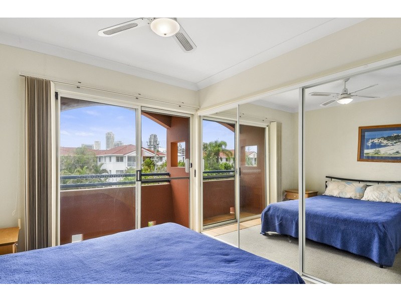 10-14 Purli Street, Surfers Paradise QLD 4217