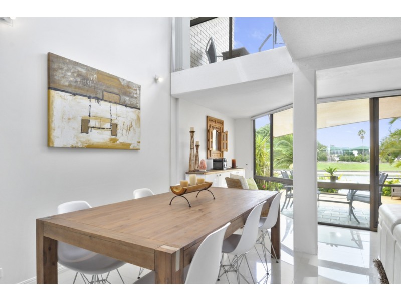 Pacific Keys /50 Hooker Boulevard, Mermaid Waters QLD 4218