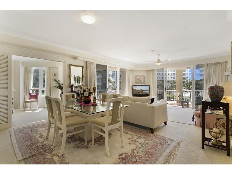 Moroccan /6 View Avenue, Surfers Paradise QLD 4217