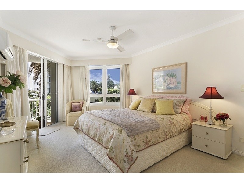 Moroccan /6 View Avenue, Surfers Paradise QLD 4217