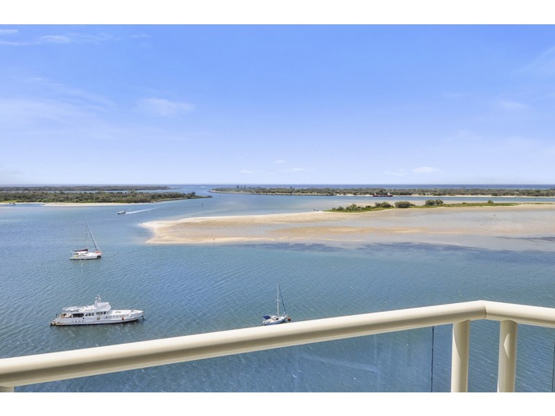 34/318 Marine Parade, Labrador QLD 4215