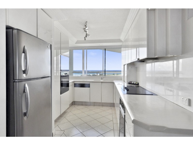 34/318 Marine Parade, Labrador QLD 4215