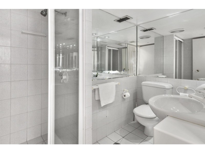 34/318 Marine Parade, Labrador QLD 4215