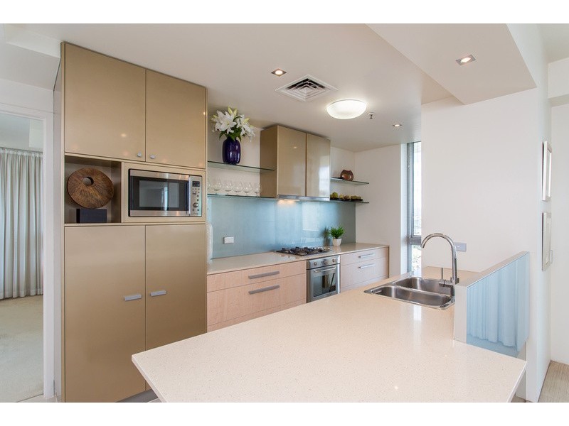 44 “Sentinel”/40 Riverview Parade, Surfers Paradise QLD 4217