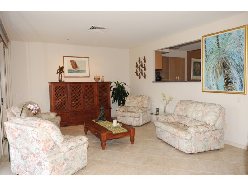 2114 ‘South Shields’/Royal Pines, Ross Street, Benowa QLD 4217