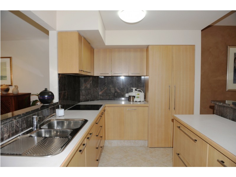 2114 ‘South Shields’/Royal Pines, Ross Street, Benowa QLD 4217