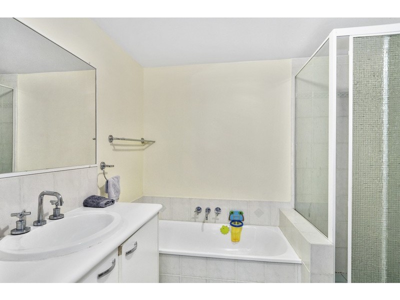 Bay Lodge Heights/35 Palm Avenue, Surfers Paradise QLD 4217