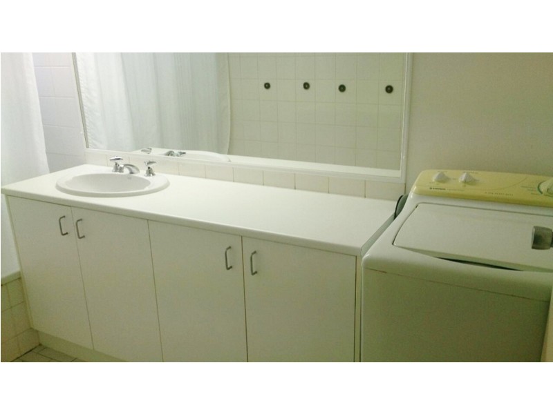 7/26 Palm Avenue, Surfers Paradise QLD 4217