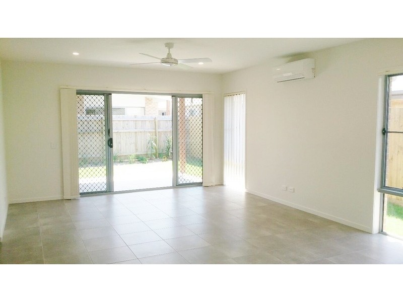 4 Sundew Terrace, Coomera QLD 4209