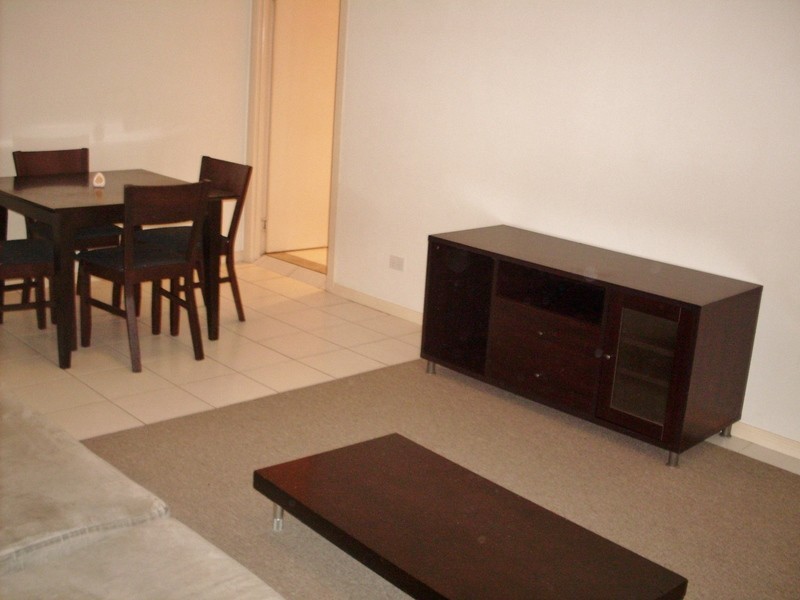 4/1958 Gold Coast Highway, Miami QLD 4220