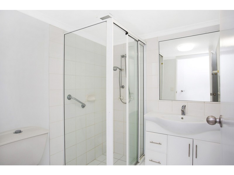 19 Heath Street, Southport QLD 4215