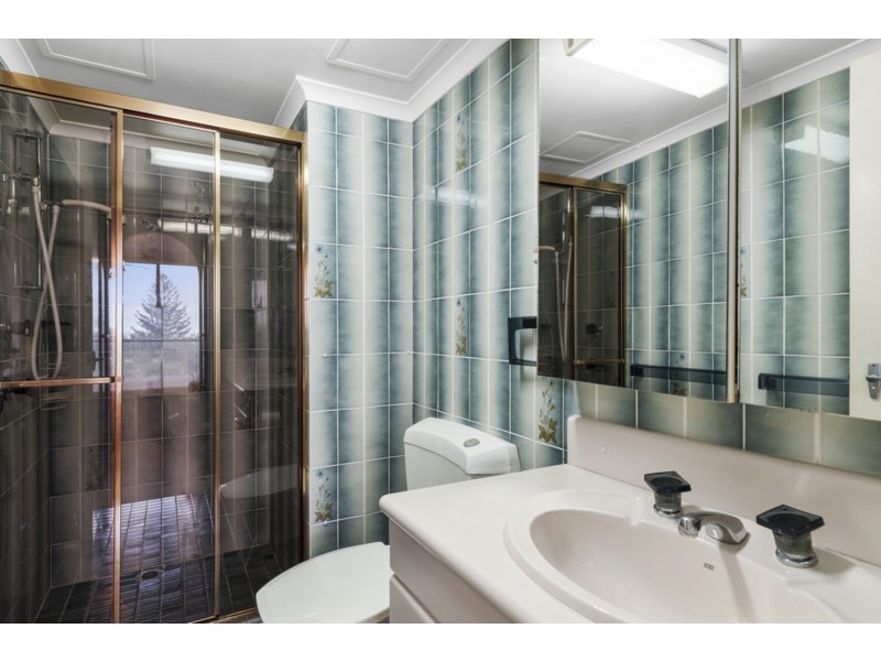 Peninsula/5 Clifford Street, Surfers Paradise QLD 4217