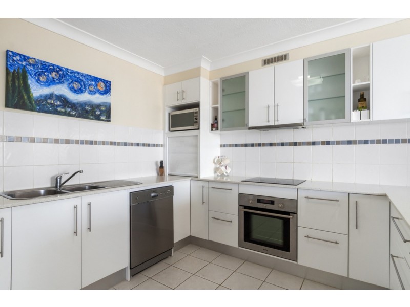 Acapulco/4 Thornton Street, Surfers Paradise QLD 4217