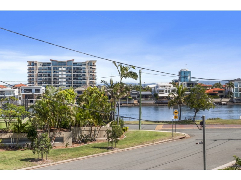 53 Palm Avenue, Surfers Paradise QLD 4217