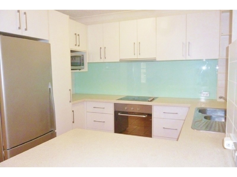 4/49 Old Burleigh, Surfers Paradise QLD 4217
