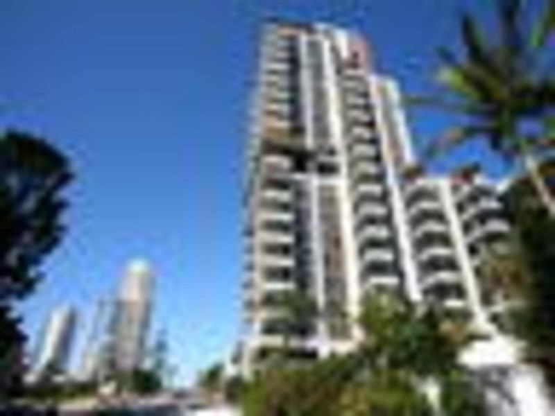 18 Cypress Avenue, Surfers Paradise QLD 4217