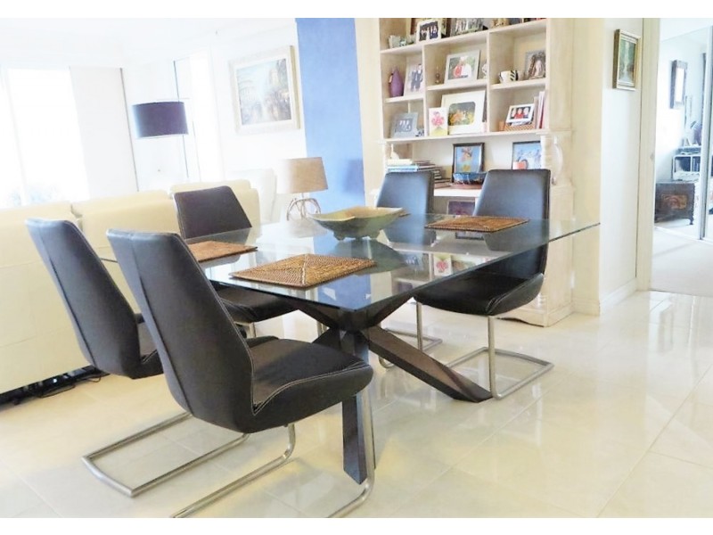 Moroccan Elkhorn /7 Elkhorn Avenue, Surfers Paradise QLD 4217