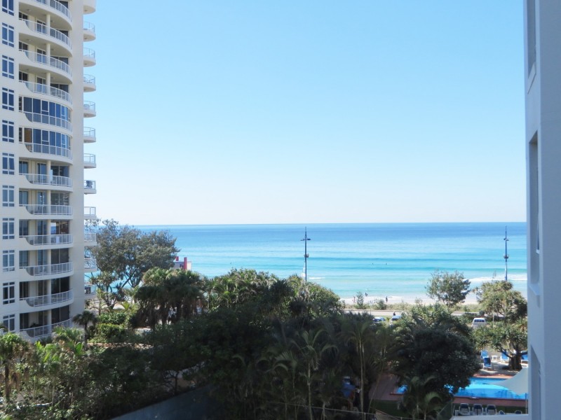 Moroccan Elkhorn /7 Elkhorn Avenue, Surfers Paradise QLD 4217