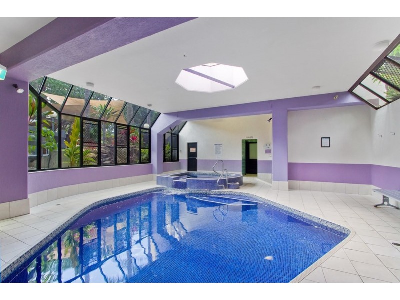 “Aristocrat”/19 Aubrey Street, Surfers Paradise QLD 4217