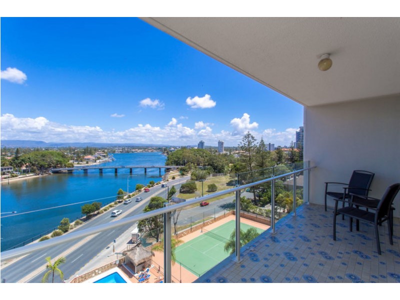 33 Thornton Street, Surfers Paradise QLD 4217