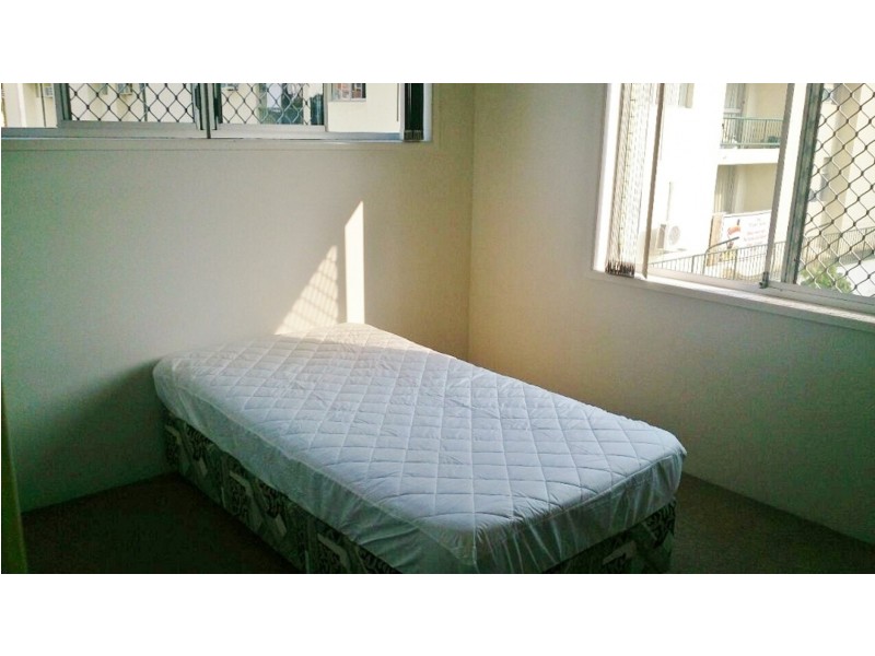 26 Aubrey Street, Surfers Paradise QLD 4217